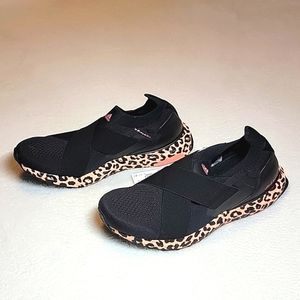 ✨️BRAND NEW✨️ Adidas Womens UltraBoost Slip-On DNA 'Leopard Print' Women's 6.5